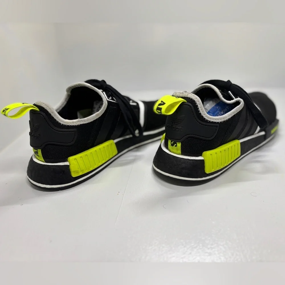 Adidas NMD_R1 Black and Lime Athletic Shoes men’s size 8.5 - Picture 5 of 10